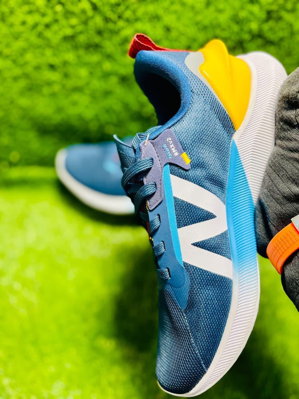 New Balance FuelCell Propel (v4)