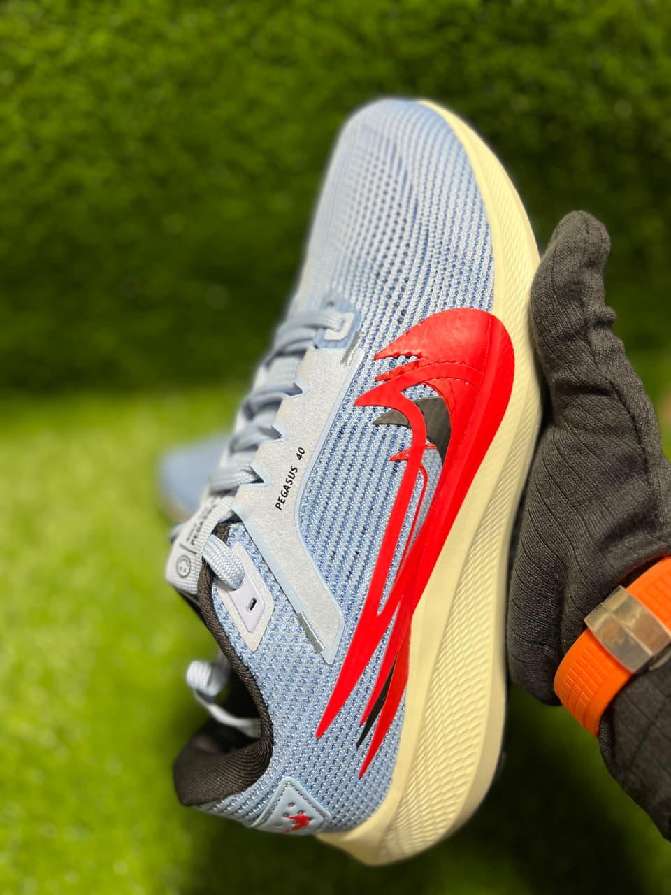 The Legend Lives On: Nike Air Zoom Pegasus 40. 👟⚡