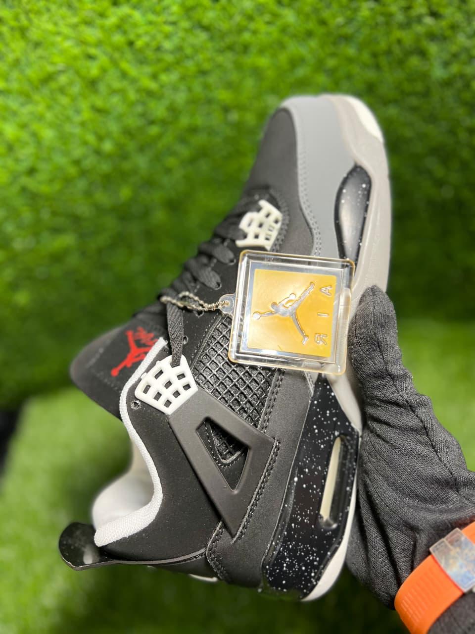 Premium: Air Jordan 4 Retro – "Fear Pack" Edition